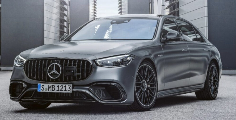 メルセデス・ベンツCクラス最新モデルW206型が大人気！世界を牽引し 